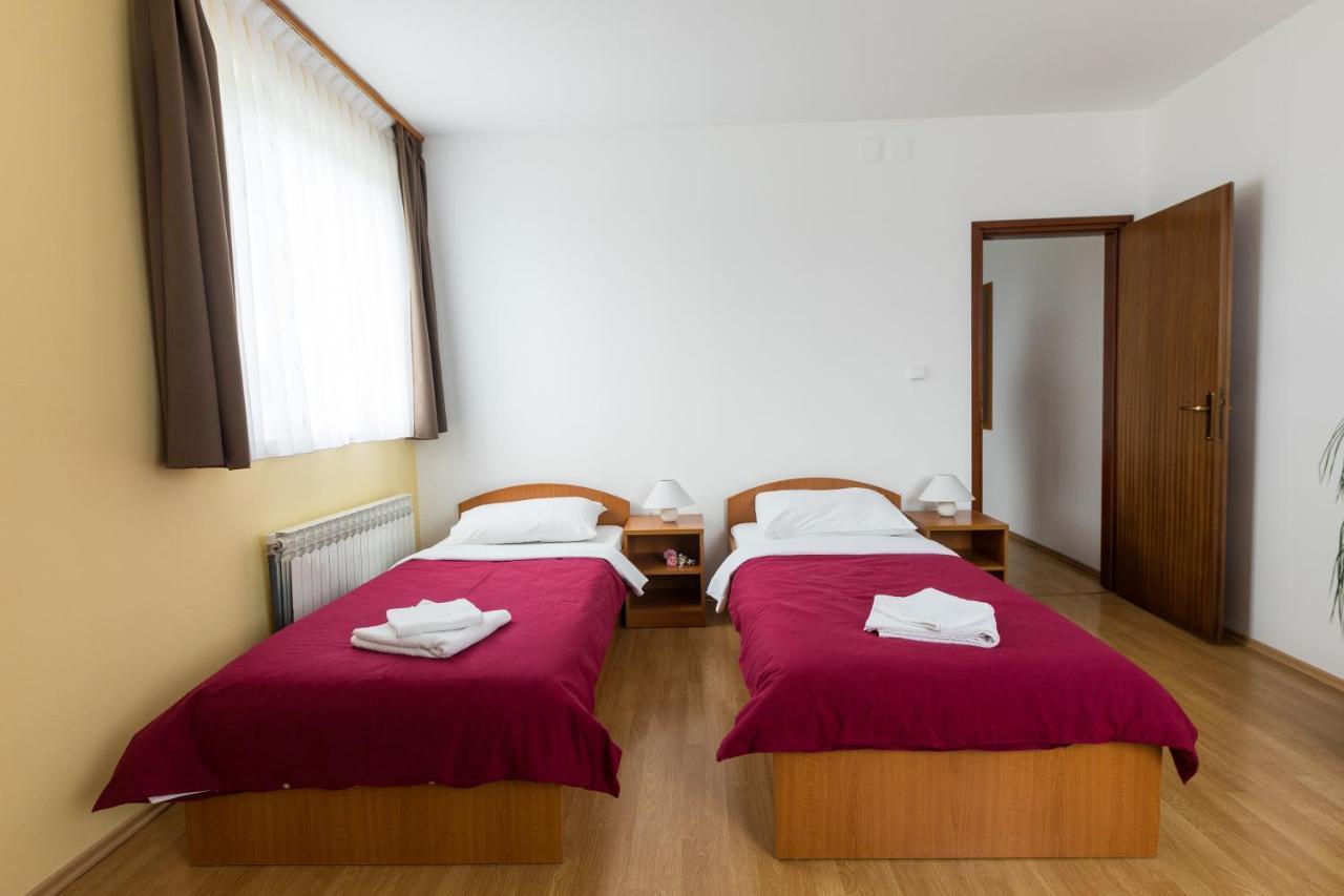 Hotel Klek Ogulin Esterno foto