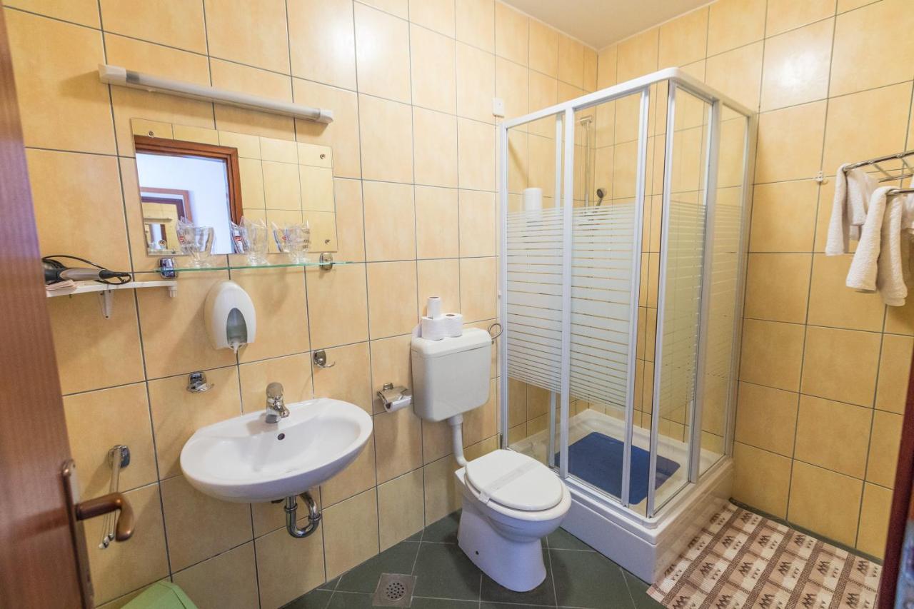 Hotel Klek Ogulin Esterno foto